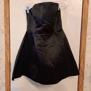 Elegant Black Strapless Dress